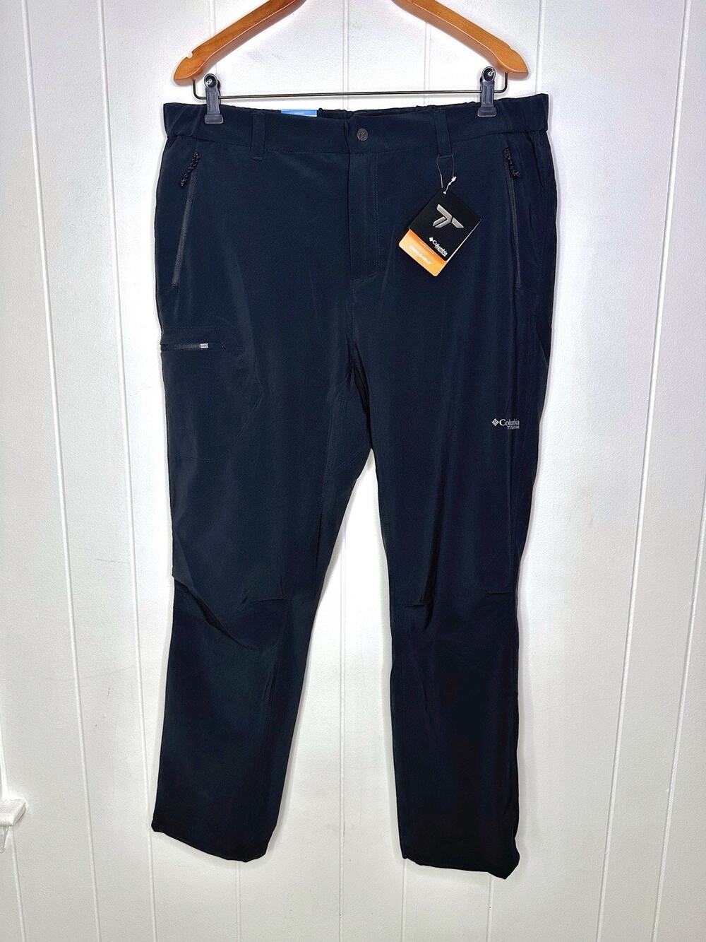 NWT Columbia Titanium Triple Canyon Pant II - Men 38x30 Omni-Shield Black Hiking